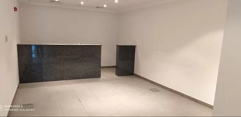 Kommerziell Klaar eigendom S/F Büro  zu vermieten in Al Sadd , Doha #13269 - 3  image 